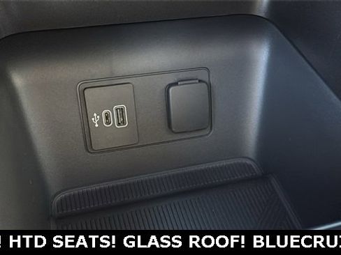 New 2026 Ford Explorer ST-Line image 18