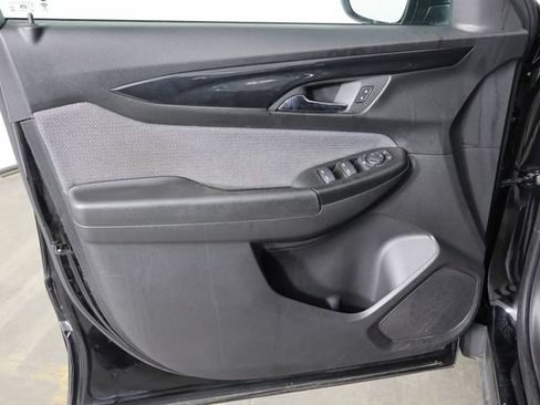 Used 2024 Chevrolet TrailBlazer LT FWD image 19