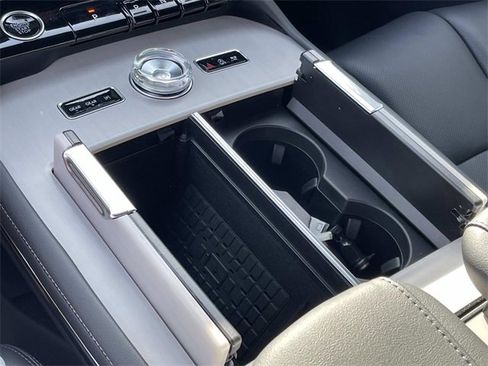 New 2025 Lincoln Navigator Reserve w/ Jet Appearance Package image 30