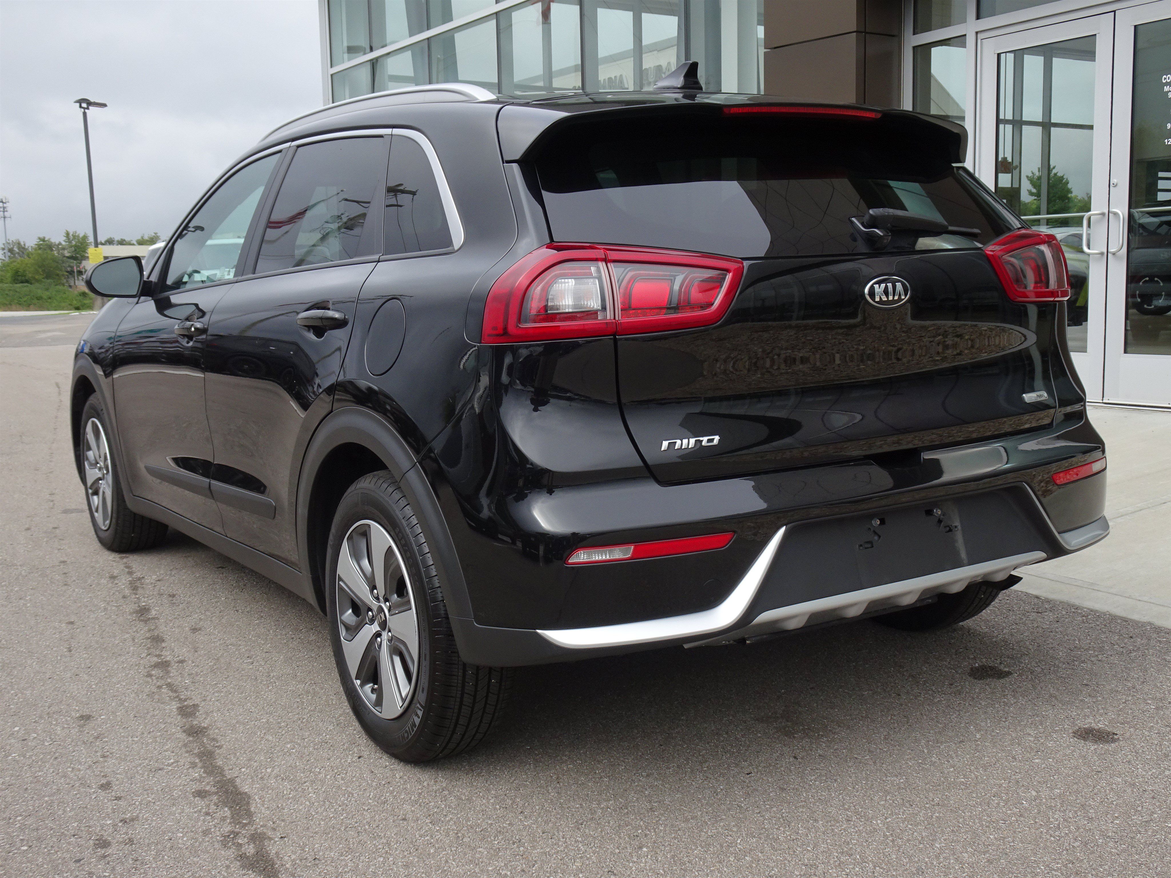 Used 2019 Kia Niro LX FWD image 3
