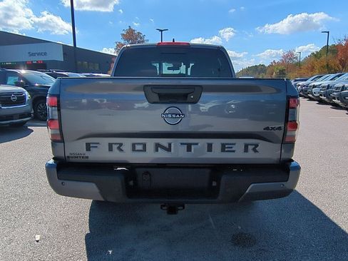 New 2026 Nissan Frontier SV image 5