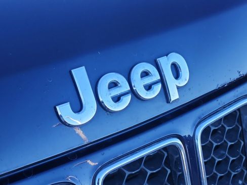 Used 2014 Jeep Grand Cherokee Overland image 24