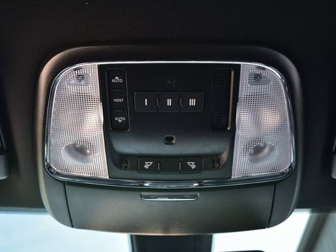 Used 2023 Dodge Charger SRT Hellcat w/ Harman/Kardon Audio Group image 53