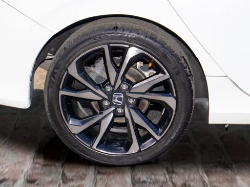 Used 2020 Honda Civic Sport image 35