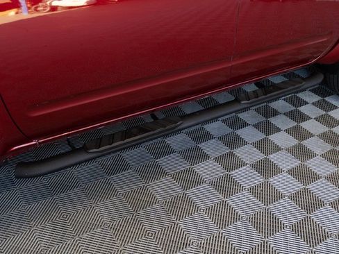 Used 2021 Nissan Frontier SV image 11