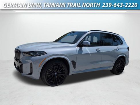 New 2026 BMW X5 xDrive40i w/ M Sport Package AWD/4WD image 1