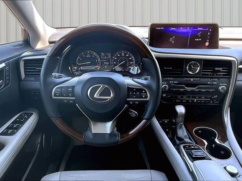 Used 2017 Lexus RX 350 FWD image 2