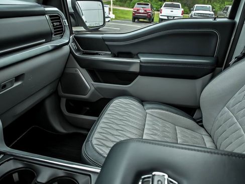 Used 2022 Ford F150 Limited AWD/4WD image 29