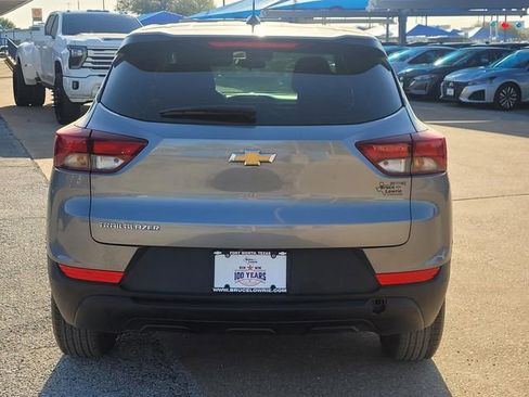 Used 2023 Chevrolet TrailBlazer LS image 5