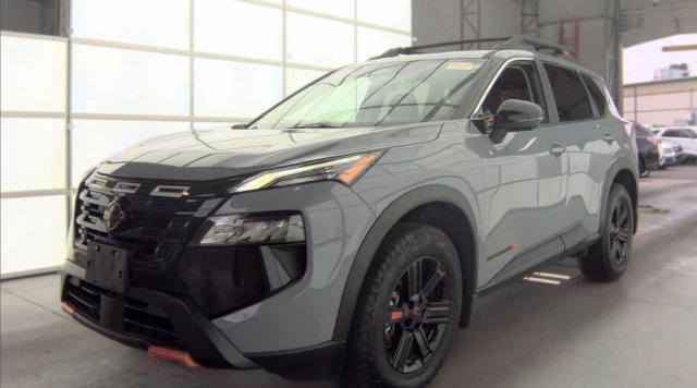 Used 2025 Nissan Rogue SV w/ Rock Creek Premium Package AWD/4WD image 1