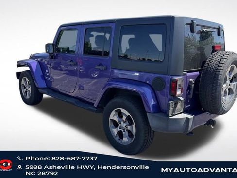 Used 2018 Jeep Wrangler Unlimited Sahara AWD/4WD image 4