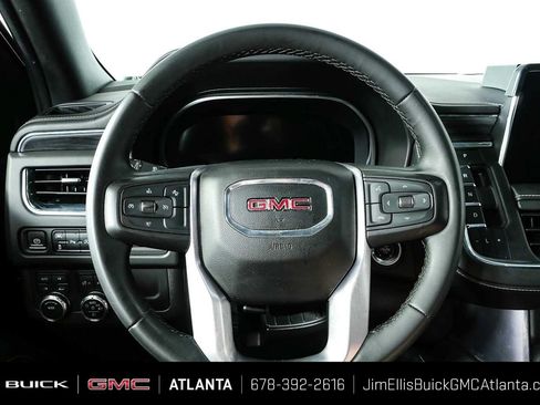 Used 2023 GMC Yukon XL SLT AWD/4WD image 20