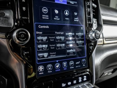 Used 2020 RAM 2500 Limited image 27