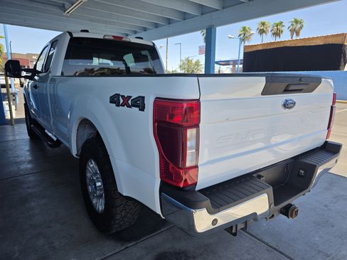 Used 2022 Ford F250 XLT w/ XLT Value Package AWD/4WD image 5