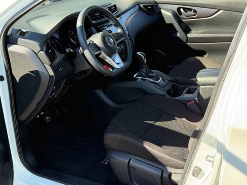 Certified 2022 Nissan Rogue Sport S image 11