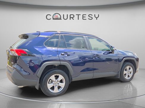 Certified 2025 Toyota RAV4 XLE w/ Convenience Package FWD image 5