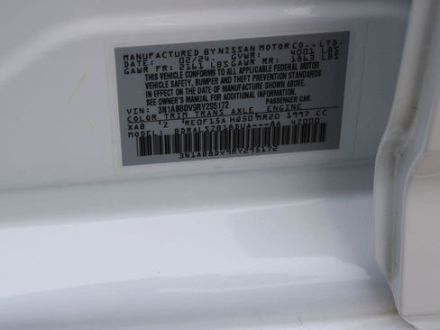 Used 2024 Nissan Sentra SR w/ SR Premium Package image 29