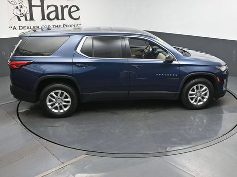 Used 2022 Chevrolet Traverse LS FWD image 41