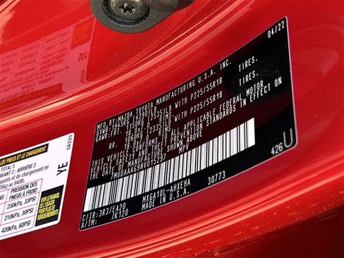 Used 2022 Toyota Corolla Cross XLE image 30