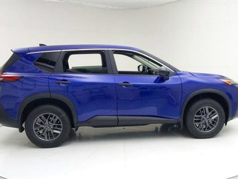 Certified 2023 Nissan Rogue S FWD image 9