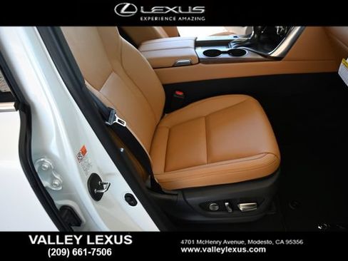 New 2026 Lexus LX 600 4WD w/ Luxury Package image 21