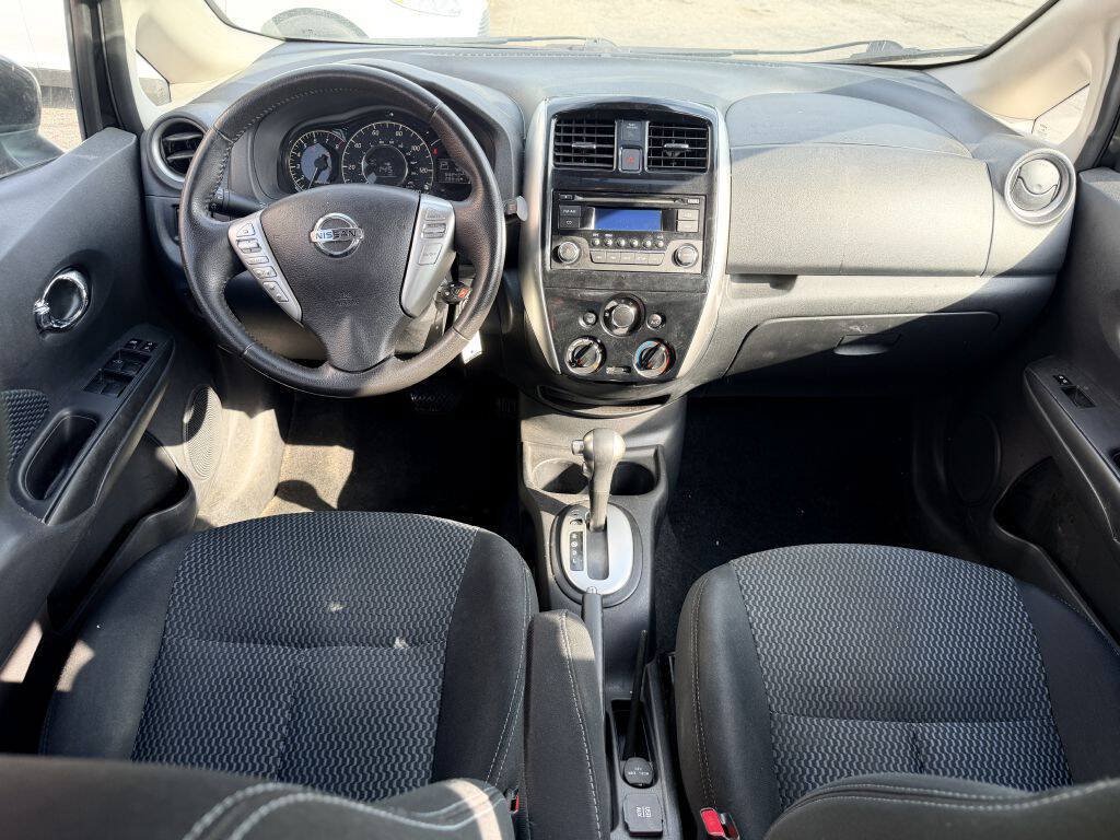 Used 2015 Nissan Versa Note SV FWD image 7