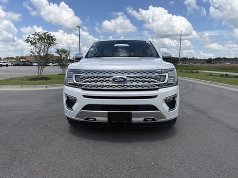 Used 2018 Ford Expedition Platinum AWD/4WD image 9