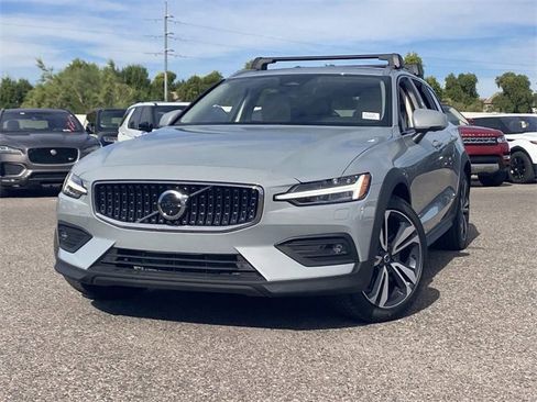 New 2026 Volvo V60 B5 Cross Country Plus w/ Climate Package image 3