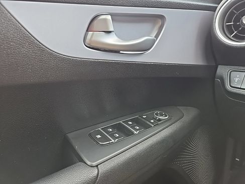 Certified 2024 Kia Forte LXS FWD image 18