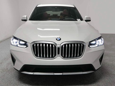 Used 2024 BMW X3 sDrive30i w/ Convenience Package RWD image 2