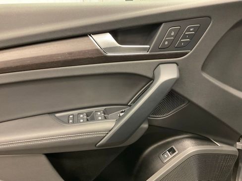 Used 2024 Audi Q5 2.0T Premium Plus image 12