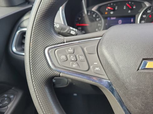 Used 2020 Chevrolet Equinox LT image 19