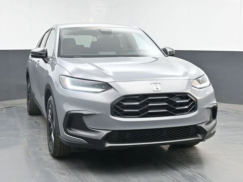 New 2026 Honda HR-V Sport image 3