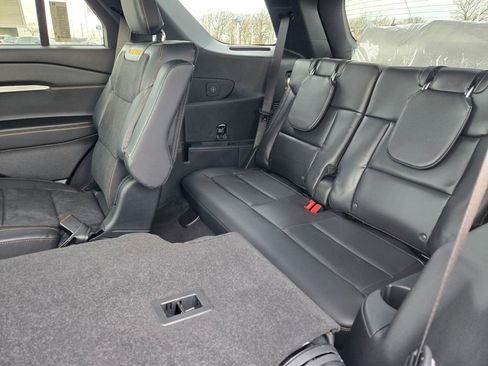 New 2026 Ford Explorer Tremor w/ Tremor Convenience Package image 17