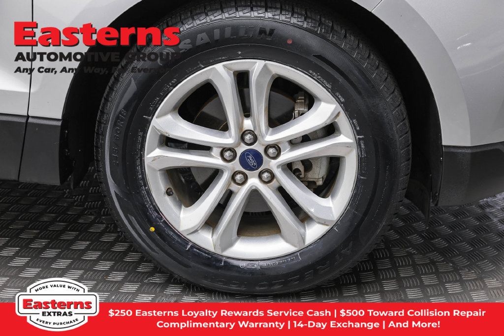 Used 2019 Ford Edge SEL w/ Equipment Group 201A FWD image 33
