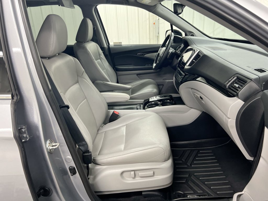 Used 2017 Honda Pilot Elite image 21