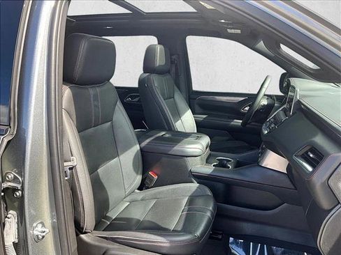 Certified 2022 Chevrolet Tahoe RST w/ Luxury Package image 9