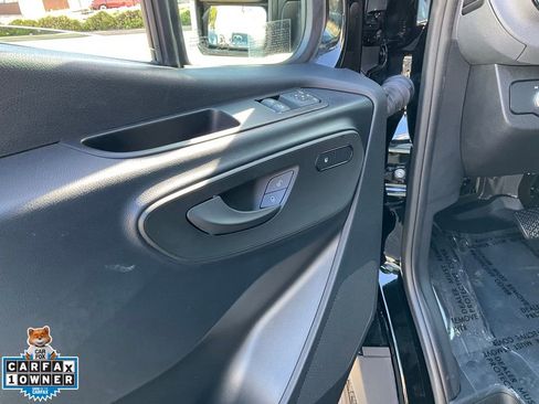 Used 2024 Mercedes-Benz Sprinter 2500 image 26