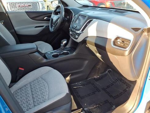 Used 2024 Chevrolet Equinox LS FWD image 24