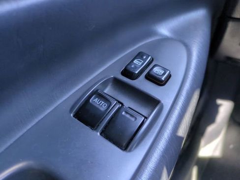 Used 2001 Toyota Solara Convertible FWD image 27