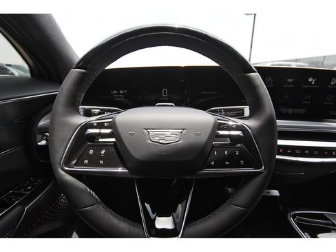 New 2026 Cadillac Lyriq Luxury AWD/4WD image 13