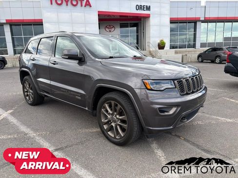 Used 2017 Jeep Grand Cherokee Limited 75th Anniversary AWD/4WD image 16