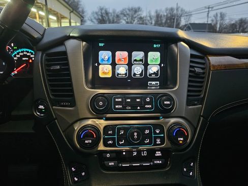 Used 2017 GMC Yukon Denali w/ Open Road Package image 24