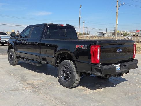 Used 2026 Ford F350 4x4 Crew Cab Super Duty image 3
