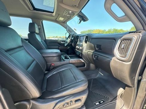 Used 2023 GMC Sierra 3500 Denali w/ Denali Ultimate Package AWD/4WD image 27