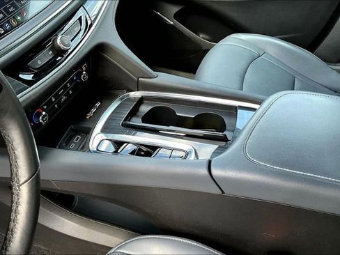 Certified 2023 Buick Enclave Essence w/ Experience Buick Package FWD image 18