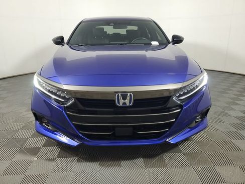 Used 2022 Honda Accord Sport image 2
