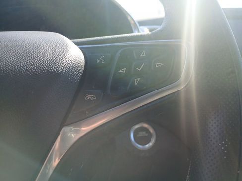 Used 2023 Chevrolet Equinox LT image 13