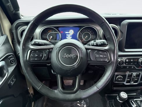 Used 2022 Jeep Wrangler Unlimited Sport AWD/4WD image 12
