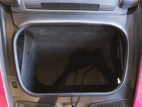 Certified 2024 Porsche 911 GT3 RWD image 37